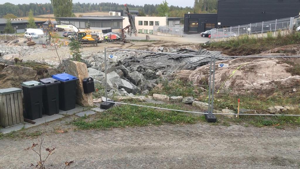 Porsche senteret Son, påstand om steinsprut bakover!