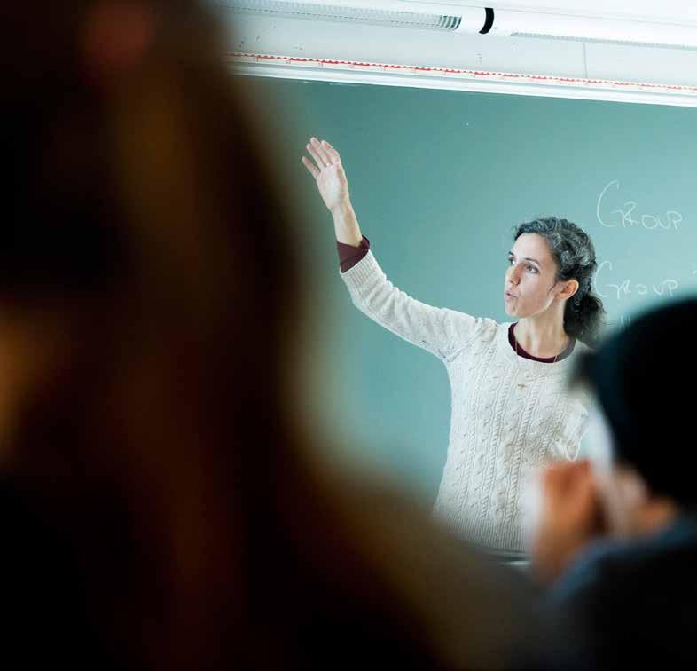 MÅL STRATEGIER Fakultetet skal være universitetets mest synlige fagmiljø og aktive formidlingsenhet styrke fakultetets synlighet internt og eksternt intensivere formidlingen fra fakultetets fagmiljø