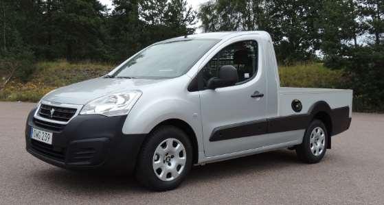 Peugeot Partner Pick-Up, varebil Prisliste gjeldende fra 1.6.217 Partner Pick-Up Reg.avgift eks. mva. inkl reg. avg Mva. Veil.