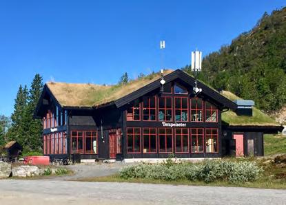 Fotturer til Norges mest besøkte DNT-hytte på toppen av Høgevarde er veldig populært.