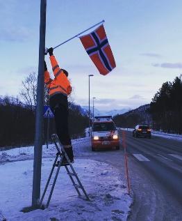 Nordreisa kommune har utarbeidet forslag til tre markeringstiltak, som kan benyttes i flere sammenhenger. Disse tiltakene er: 1. Flaggfester og flagg langs E6 2. Gatebannere langs E6 3.