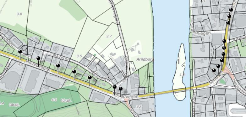 Blomsterurnene er tenkt plassert på området mellom E6 og