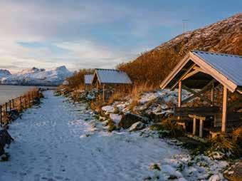 Rasteplassen Skreda på vestsiden av Nappstraumen i Lofoten ble etablert på 1980-tallet på en vegfylling 20 meter over havnivå.