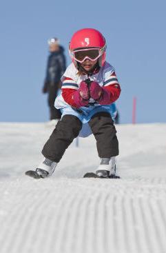 Kurset blir arrangert i uke 3 til uke 8 ALPINT/SNOWBOARD Alpint og Snowboardkurs leveres i samarbeid med Oslo Vinterpark og er det eneste i aktivitetstilbudet vårt