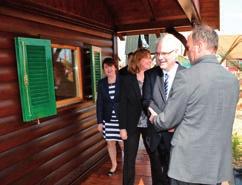 Sajam je otvorio predsjednik Republike Hrvatske Ivo Josipović koji je prilikom obilaska sajma posjetio i štand Hrvatskih šuma.