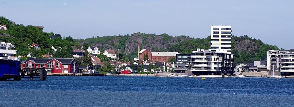 Endringen vil ha liten betydning for fjernvirkningen av bygningsmassen. Fotomontasje fra Kilgata FOTOMONTASJE FRA BREILIVEIEN FOTOMONTASJE FRA STUB.