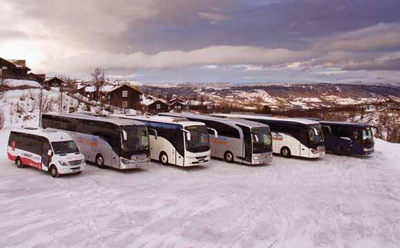 Reise til Geilo Reisen til & Info fra Geilo GEILO STASJON. FOTO: EMILE HOLBA Reise til Geilo Geilo Turbusser Geilo Turbusser driver med turkjøring i inn- og utland. Vi har busser fra 16-55 seter.