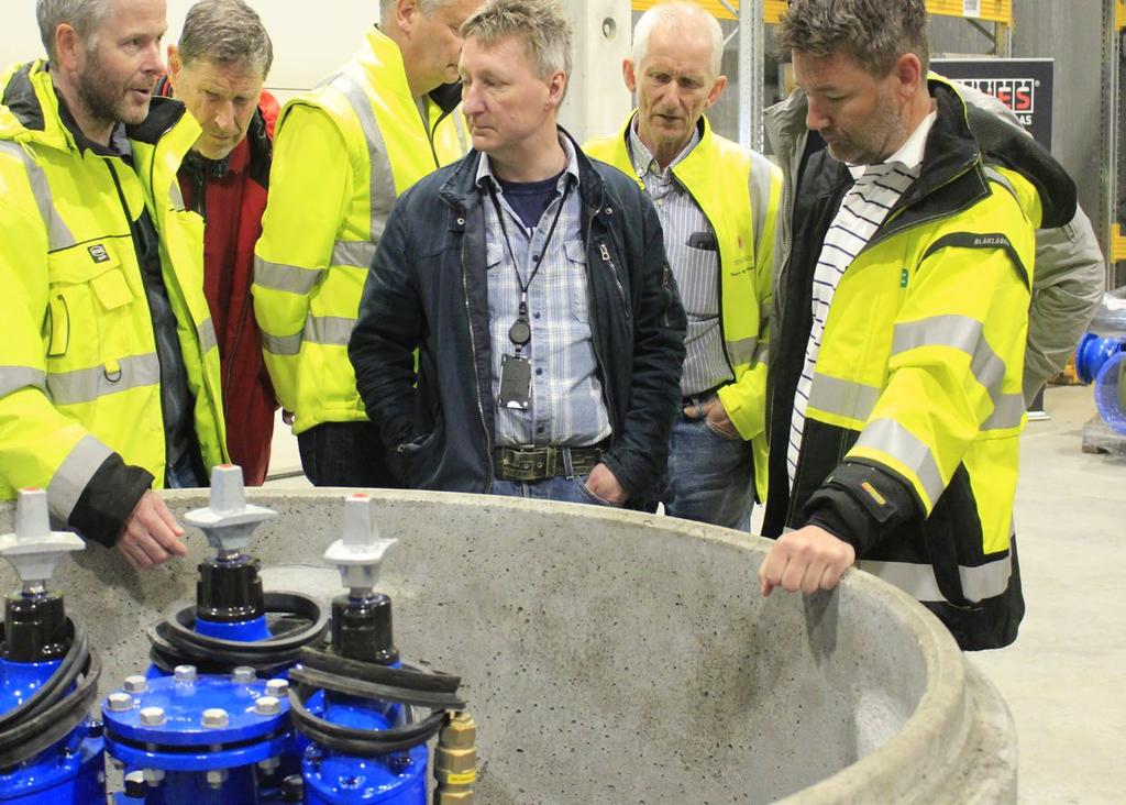 NOBI NYTT 02-2018 NYHET Ansatte i Askøy og Bergen kommune var nylig på besøk i det nye monteringsverkstedet i elementhallen på Herdla.