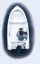 Uttern-finesser En meget trygg båt: Høyt fribord, rekke i rustfritt stål, bade- og redningsstige, Securmark tyverimerking Komfort: Ankerboks, regnvannøse, plass