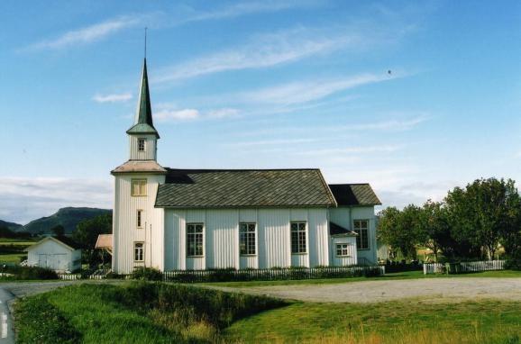 Da skal de løse oppdrag gjennom bibelfortellinger og utforsking av kirkehus og klokketårn. Mange steder går en på oppdagelsesferd i kirkens ulike rom.