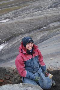 Forberedelse i klasserommet Oppdrag til elevene Forskere fra NHM har gjort et nytt fossilfunn på Svalbard.