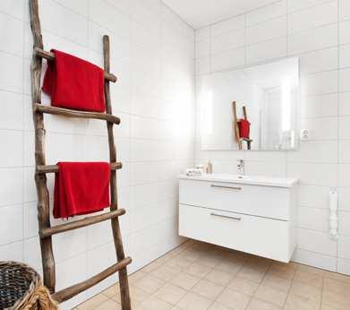 Bad i hustype B Boligene inneholder blant annet: Alle gulv i tørre rom leveres med 14 mm parkett i Eik