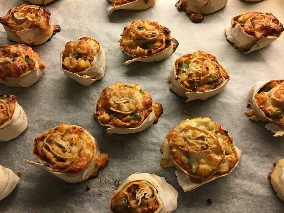 Glutenfrie pizzasnurrer Omelett Omelett er ett veldig godt og enkelt tips til matpakken.