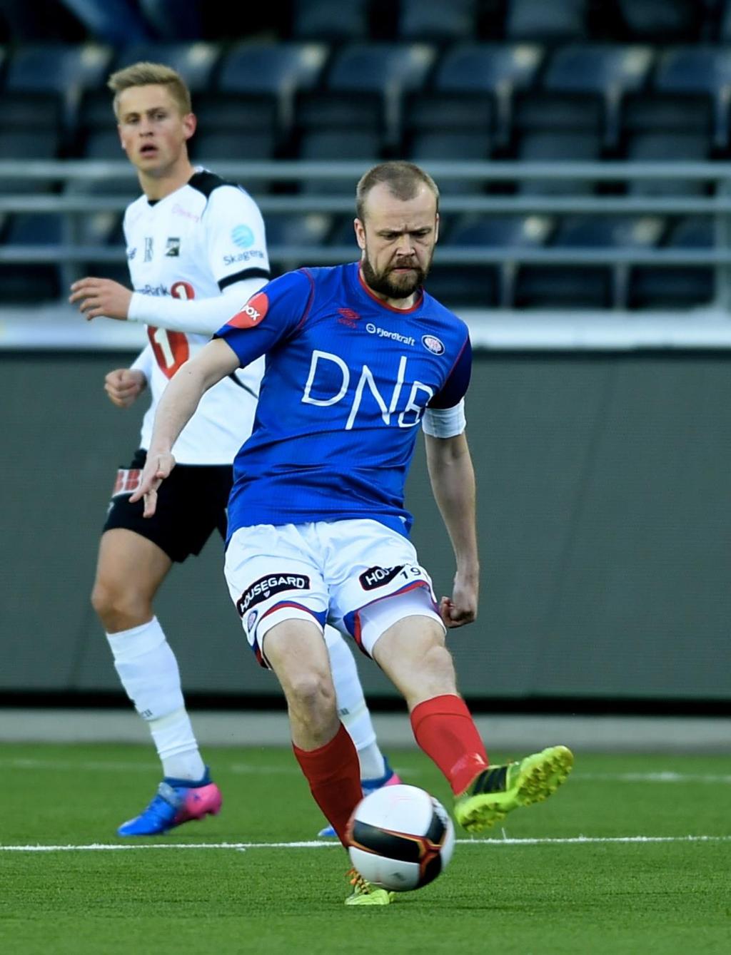 #OslosStolthet #Enga #Bohemene Stiftet 1913 Hovedsponsor () Draktsponsor () Inntekter NOKm Vålerenga Fotball 81 82 82 Arenakapasitet, Ullevål stadion 2.