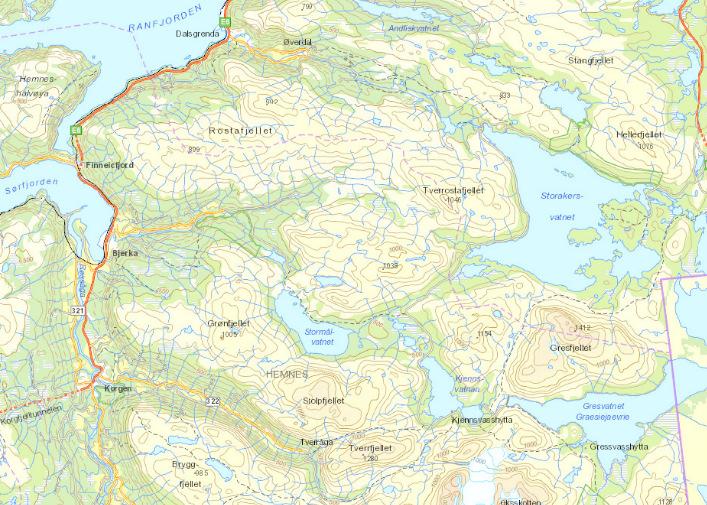 Kjennsvatn Figur 12. Kjennsvatn (155-512-L) er markert sørvest for Akersvatnet (til venstre) og Gressvatn (155-13-L) mot sørøst (høyre) (kart fra vann-nett.no).