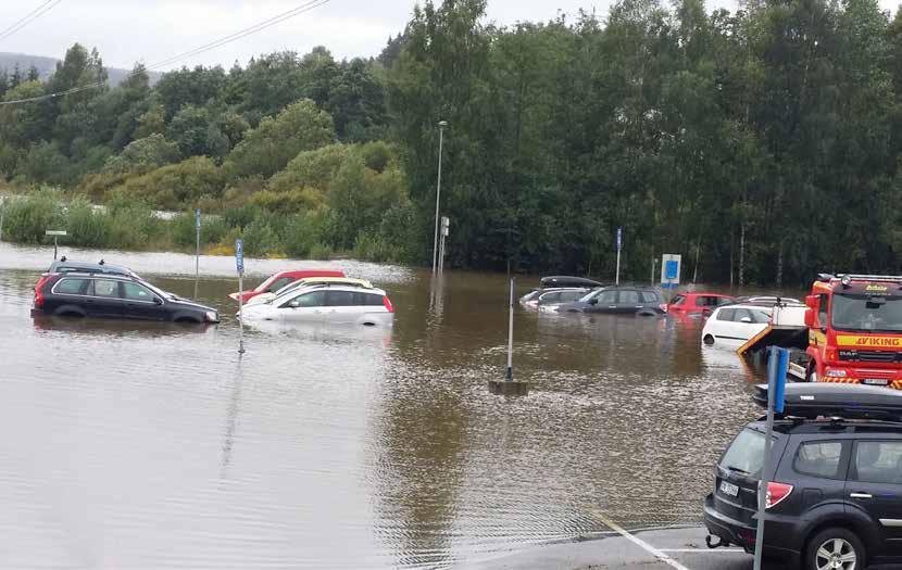 Fremmedvann til besvær I avløpsrørene renner det en stor mengde vann som ikke skal være der regnvann, smeltevann, grunnvann eller drikkevann. Dette kaller vi fremmedvann.