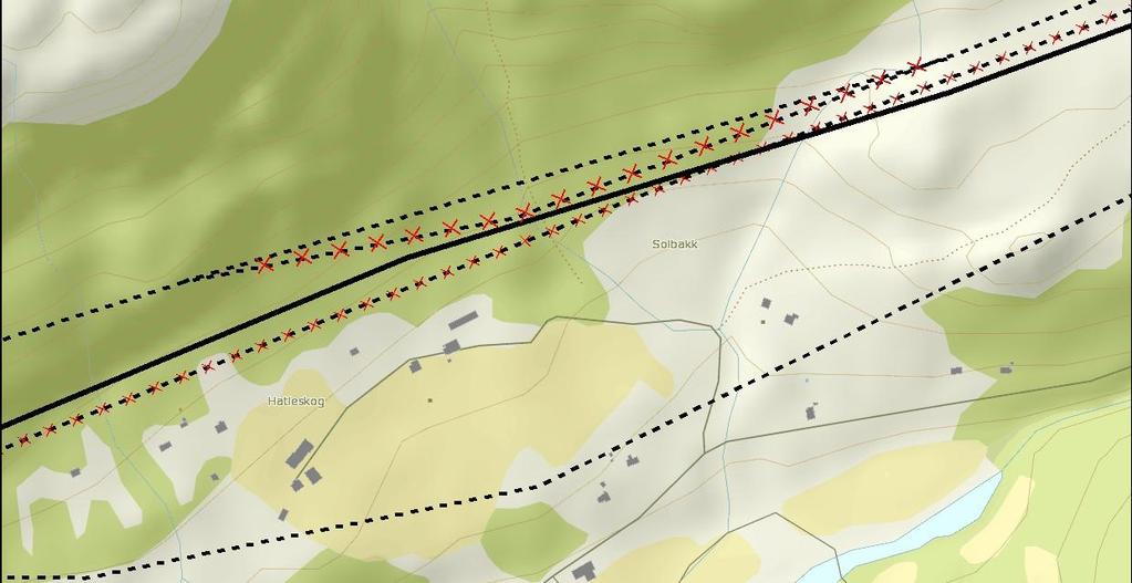 Figur 4.4. Planlagt trase forbi Hatleskog. Eksisterende 132 kv forbindelse Lysebotn Dalen flyttes noe mot nord for å gi større avstand mellom bebyggelse og ny 420 kv forbindelse. 4.5.2. Alternativ 1.