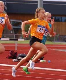 Kaja deltok i lengde, mens Hekla løp 200m og hoppet høyde.
