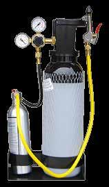 Muliggjør flushing av system ved bruk av gass (R134a). Brukes sammen med maskinen FKF-202, eller andre maskiner som har flusheprogram. Inkludert filter og slanger.