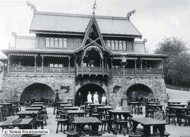 HASSELBAKKEN RESTAURANT PÅ ST. HANSHAUGEN I OSLO Restauranten på St. Hanshaugen besto av to bygninger, den ene oppført i 1890 etter et bystyrevedtak 10.