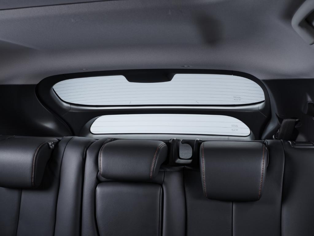 Instyle+ har oppvarmbare bakseter. Nå kan dobbelt så mange i bilen nyte varmen på kalde vinterdager.