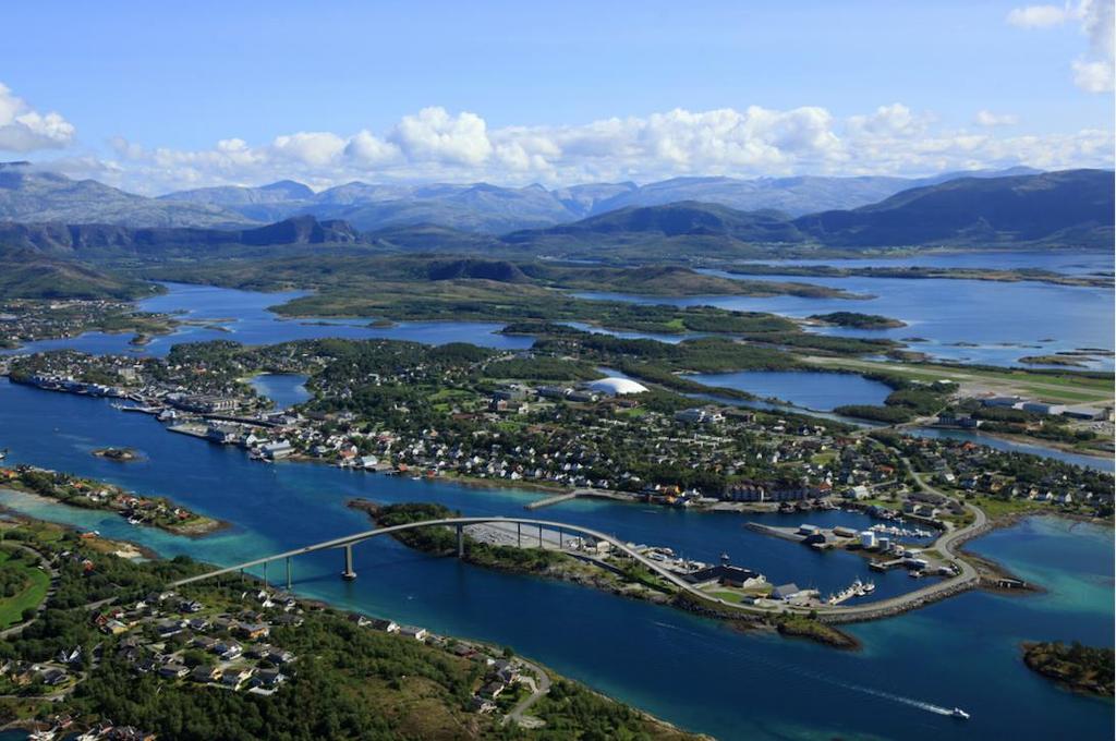 Brønnøysund som nav og trafikknutepunkt Byens