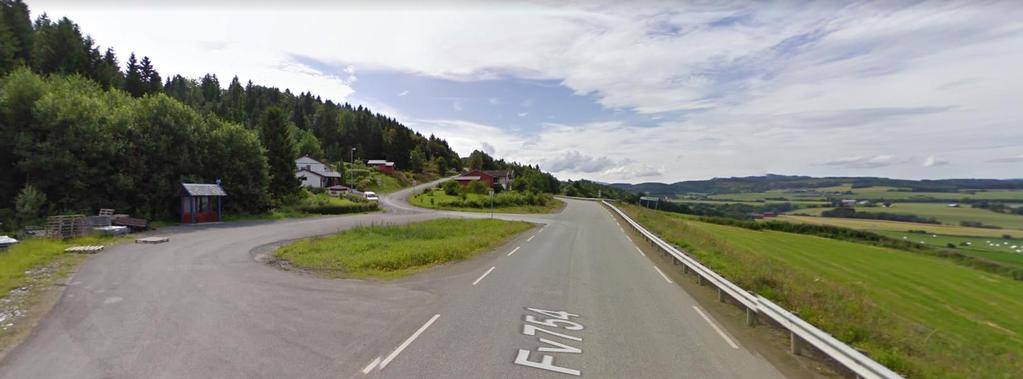 I dag er det ikke gang- og sykkelvei fra planområdet og til Skogn sentrum. Stekningen er i «Temaplan for økt sykkelbruk 2015 2018 for Levanger og Verdal kommune» med i hovednett for sykkel.