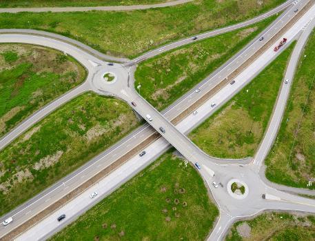 Vegnettet i NVDB Hvilke veger? Alle bilveger som er lengre enn 50 meter, eller som er del av et nettverk skal ha sin referanselenke i NVDB.