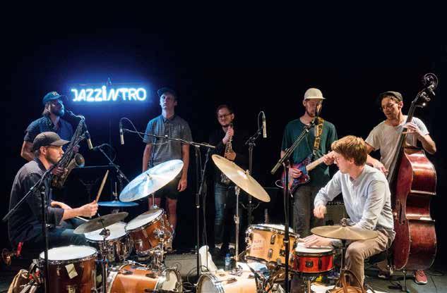 L I samarbeid med Norsk jazzforum og de regionale jazzsentrene booket vi Norgesturné for vinnerne av Jazzintro 2016: Megalodon Collective Årets unge jazzmusikere.