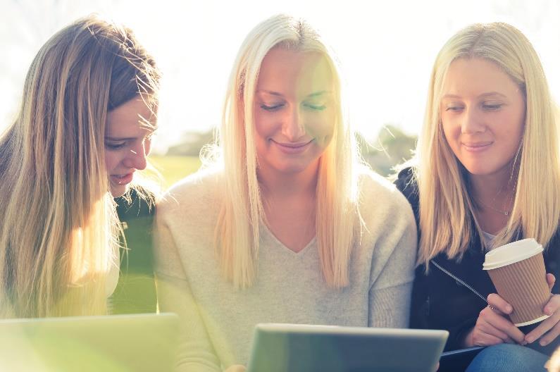 Kompetanseheving for assistenter i skole og barnhage Samlingene skal bidra til å øke kompetansen og til å dele erfaringer på tvers av skoler og barnehager. NB!