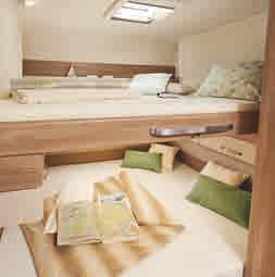 + Generösa bäddmått + Specialribbotten + 5-zons kallskummadrasser + Watergel-madrasser i enkel- och dubbelsängar som tillval (endast i Averso) Forfriskende søvn og ferie hører sammen, som sand og sjø.