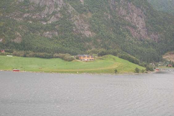 Syd for Åstfjorden (Stranda, Mjønesaunet, Nygård og Hagen) Gårdsområde Kvalitet:
