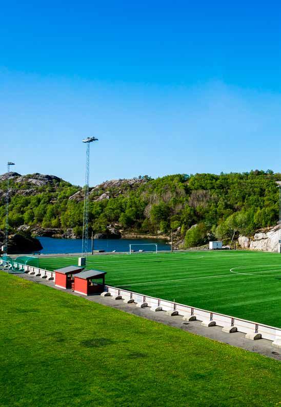 Rugby 21.00 Rugby SR -BANK BANEN (ved snø - se eigerfk.no) G 11, G 12/13 G 12/13 G 12/13 MANDAG TIRSDAG ONSDAG TORSDAG FREDAG LØRDAG SØNDAG 16.30 G 11, J 15 A-lag 17.00 G 11, J 15 A-lag 17.