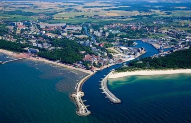 Den vest-pommerske seileruten er et system av havner og marinaer på bredden av Odra-elven, Dąbie-innsjøen, Szczecin-lagunen og kysten av Østersjøen.