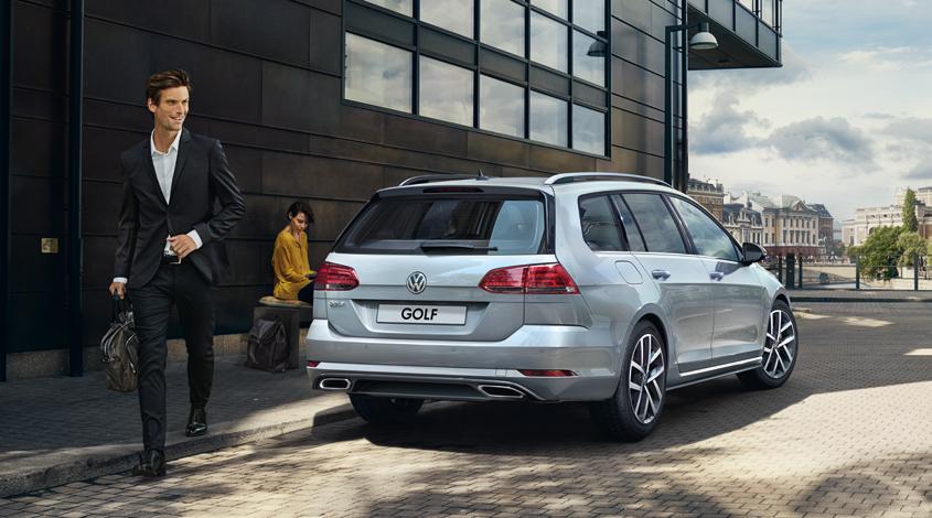 Volkswagen Golf stasjonsvogn BRS 004 400 H Alle data i brosjyren er ikke nødvendigvis korrekte til enhver tid.