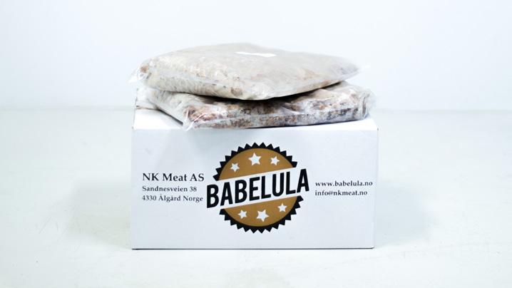 Babelula ferdiggrillet er kjappere og enklere. Praktiske 2-kilospakninger sikrer også minimalt svinn. Leveres i kartong med fire 2-kilospakker.
