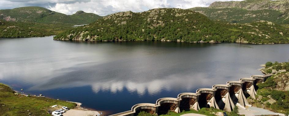 Gamle dammar Nåvatn/ Skjerkevatn, som nå er historie.