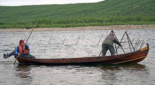 De viktigste fiskeredskapene som brukes i Tanavassdraget (både på norsk og finsk side) i dag er buođđu stengsel, njaŋggofierbmi stå- eller settegarn og golgadat drivgarn.