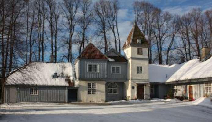 Jeg vil rette en stor takk til komiteen og alle som hjalp til veldig bra jobba! Ellers var 12 av våre medlemmer inkludert meg selv på Nyttårstorsken på restaurant Gamle Raadhus 23. januar.