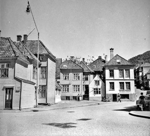 Murallmenningen - vinteren 1930 Nøstegaten / Vestre
