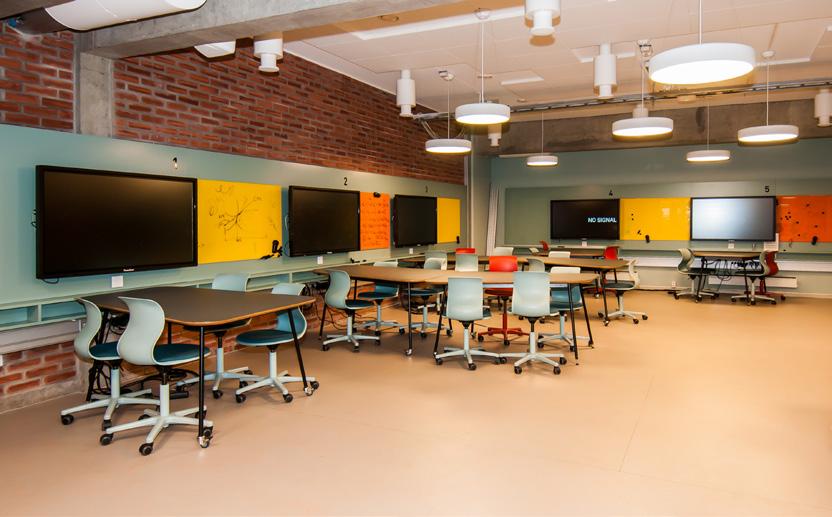 Dette prosjektet skal undersøke hvordan undervisningsrom på flatt gulv kan designes for mere variert undervisning hvor det