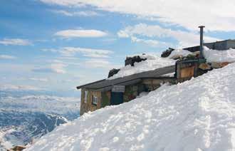 DET LIGGER I VÅR NATUR HYTTENE I FJELLET Kalhovd Gaustatoppen T.