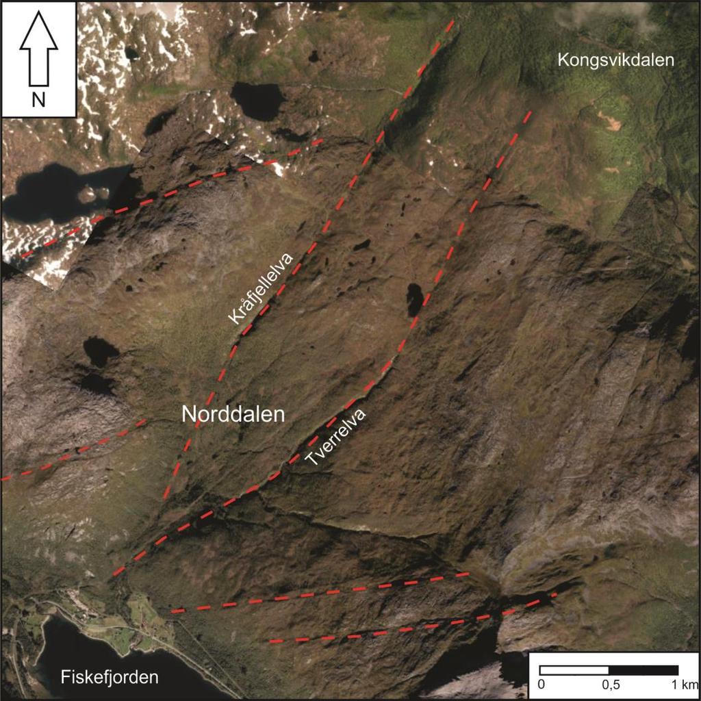 2.2.2.2 Norddalen Berggrunnen i området Norddalen går i nordøstlig retning fra Fiskefjorden til passet mot Kongsvikdalen (Figur 30, kap. 2.2.2).