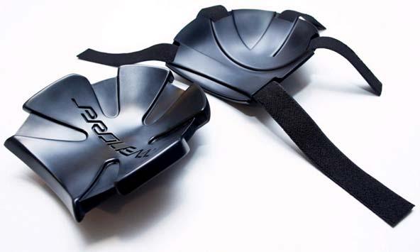 Latvia Design 1 (54) Produkt: Goalie mask protector with hidden strap system