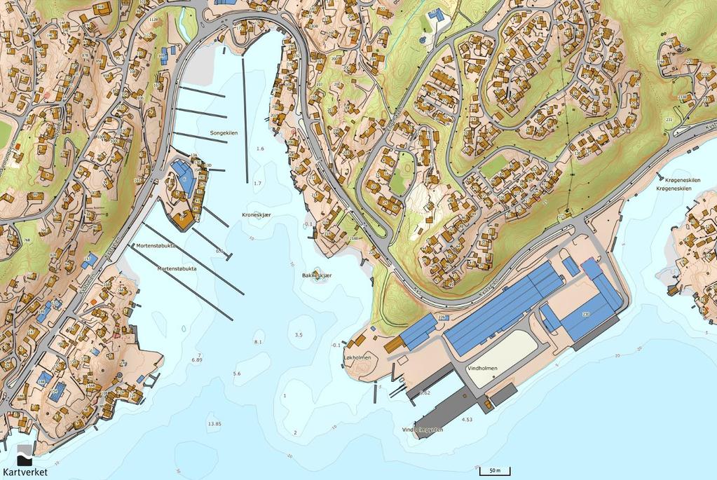 I Krøgeneskilen er det noen private småbåtanlegg og brygger. Innenfor Løkholmen, i Songekilen og Mortenstøbukta, ligger flere småbåthavner.