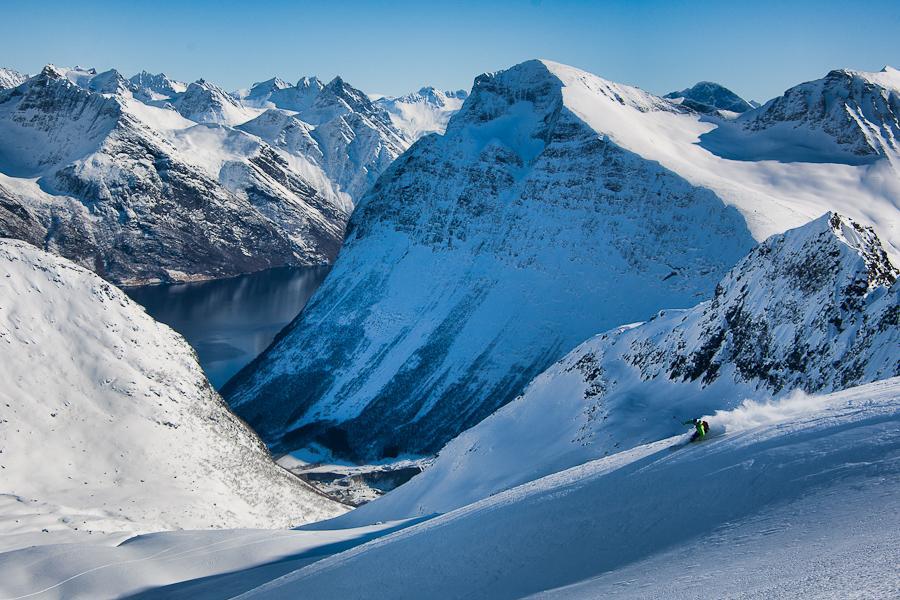 Skikompis Kvar er den tryggaste linja med den beste snøen? Det handlar om dei gode opplevingane! og dei er ikkje nødvendigvis der det er størst fare/risiko! Flyt!