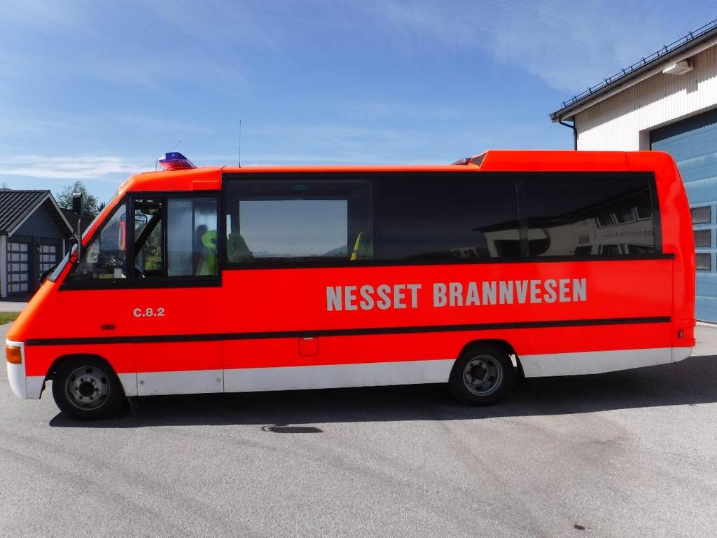 C82 Mercedes Benz buss Klasse C1, lett