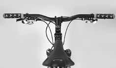 Løft sykkelen noen centmeter opp og la den falle ned på bakken. Hvs det da oppstår lyder, bør du lete etter løse skruforbndelser. 6.