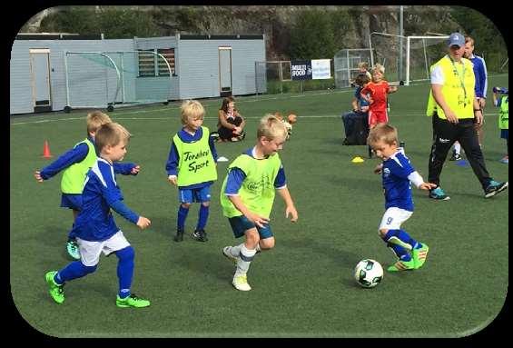 TURNERINGER For barnefotballen i Gresvik IF gjelder følgende retningslinjer for deltagelse i turneringer: 5-8 år: Kun lokale cuper og turneringer.