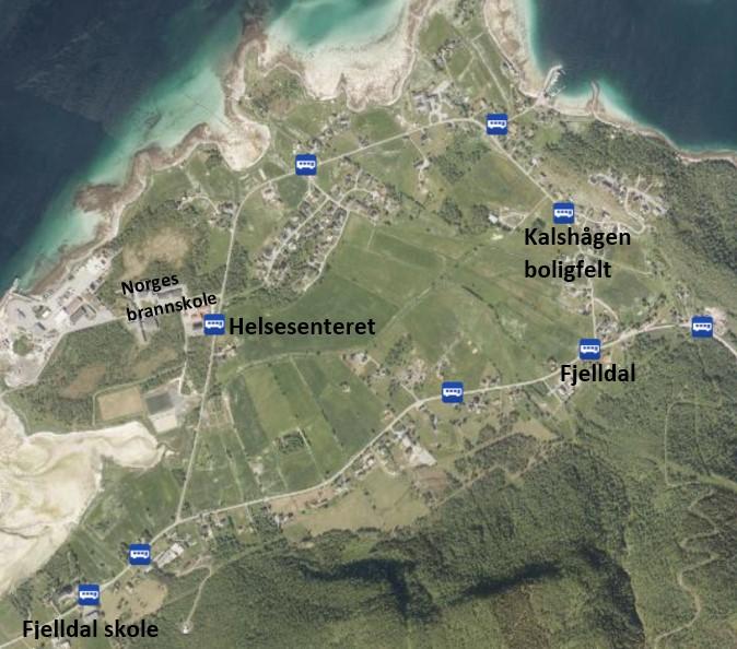 2.3 Kollektivtrafikk Nærmeste bussholdeplass, «Helsesenteret», ligger i en avstand på ca. 300 meter fra brannskolen, på fv. 713, rett ved adkomsten til skolen.